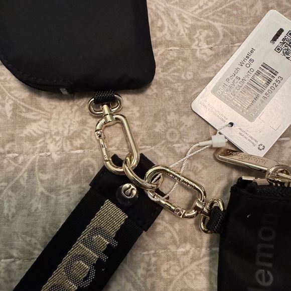 Lululemon Black Hand Pouch - Picture 2 of 7